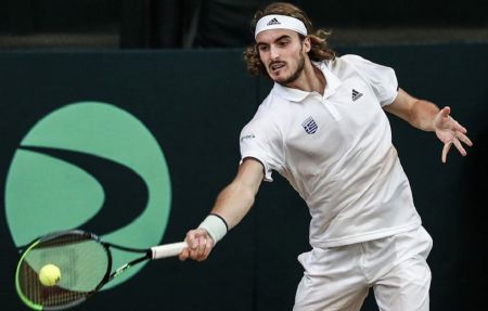 Τσιτσιπάς: «Νιώθω σαν τον Ναδάλ όταν παίζει στο χώμα»