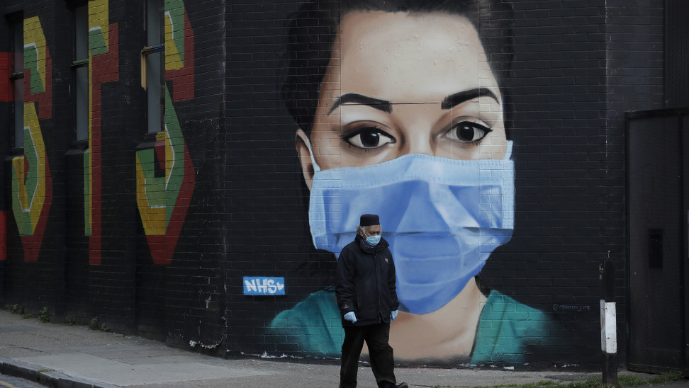 «Είναι οι πολιτικές αποφάσεις ηλίθιοι…»