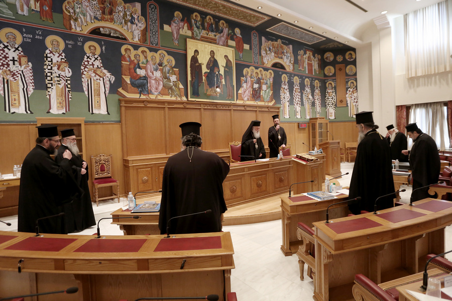 Κορωνοϊός: Συνεδριάζει σήμερα η Ιερά Σύνοδος για τη λειτουργία των εκκλησιών