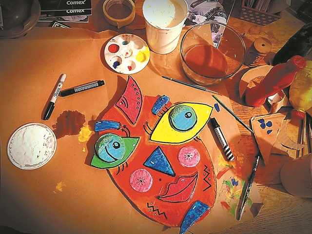 Κολλημένοι με τα παιδιά στην οθόνη