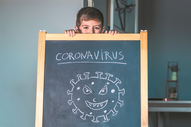 Γιατί τα παιδιά παίρνουν… 10 στη μάχη με τον ιό