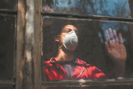 Ασπίδα στην πανδημία φόβου και πανικού