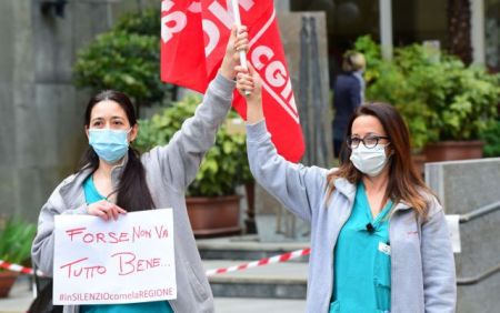 Κορωνοϊός – Ιταλία: Τριπλή νίκη με μείωση νεκρών, κρουσμάτων και ασθενών σε ΜΕΘ