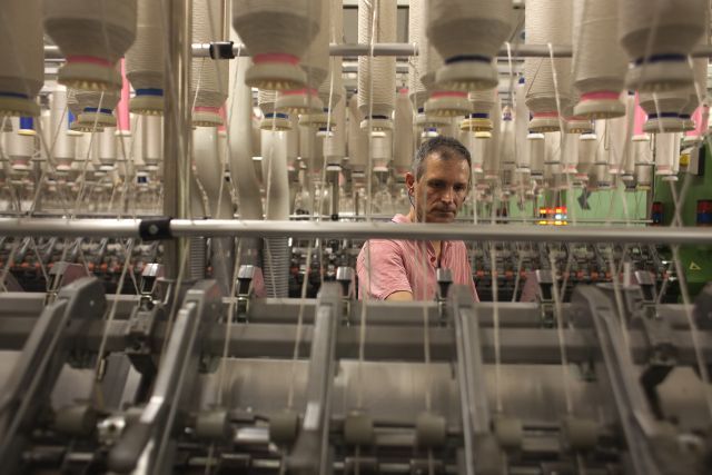 Οκτώ μέτρα για την επανεκκίνηση της κλωστοϋφαντουργίας