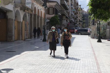 Κορωνοϊός: Γιατί «χτυπήθηκαν» λιγότερο Ελλάδα – Αν. Ευρώπη