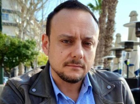 Μαγιορκίνης: Τα υπαίθρια πάρτι, εστία υπερμετάδοσης κορωνοϊού