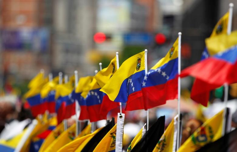 Βενεζουέλα: Ένα πραξικόπημα – φιάσκο που εκθέτει τη στήριξη της Δύσης στην αντιπολίτευση