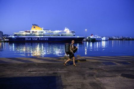 Με μάσκα και ειδικό έντυπο οι επιβάτες στα πλοία -Ποιοι μπορούν να πάνε στα νησιά από αύριο