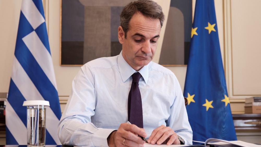 Government courts labour in search of viable social contract