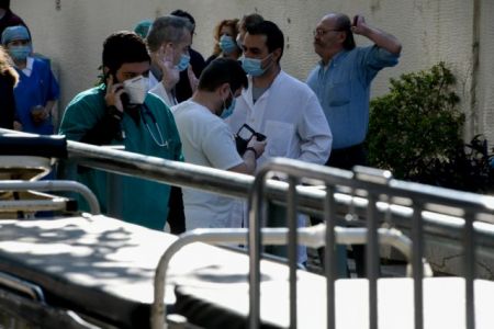 «Ευαγγελισμός»: 96 γιατροί και νοσηλευτές σε καραντίνα