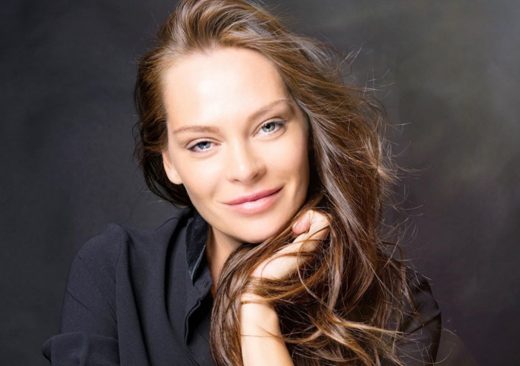 Υβόννη Μπόσνιακ: Μετά τις πασαρέλες κατακτά τις κουζίνες!