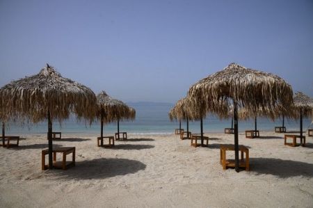 Κρίσιμο τεστ το άνοιγμα των πλαζ – Ολα τα μέτρα προφύλαξης