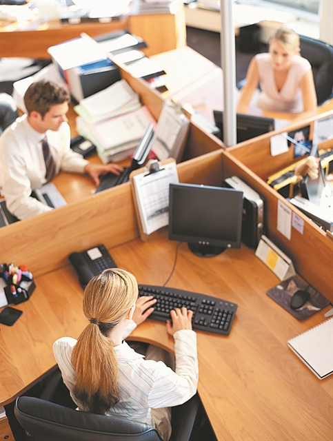 Αποκάλυψη από «ΤΑ ΝΕΑ»: Επιδότηση μισθών και εισφορών δημοσίου από τον Ιούνιο