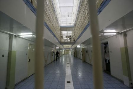 Κορωνοϊός: Η… κανονικότητα επιστρέφει και στις φυλακές