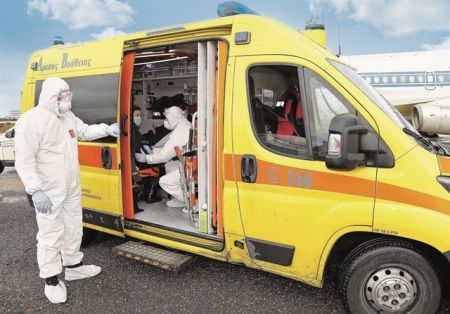 ΕΚΑΒ: Θετικοί στον κορωνoϊό δύο εργαζόμενοι – Σε καραντίνα ακόμη 30