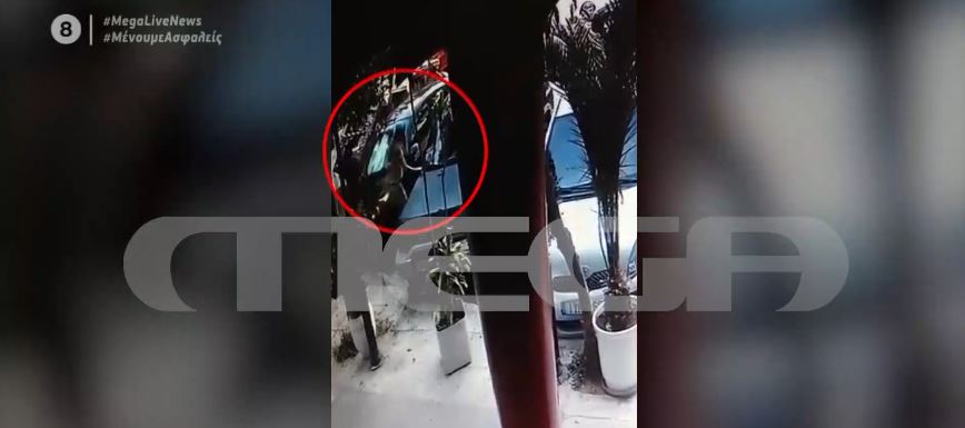 Βίντεο ντοκουμέντο του MEGA: Οι πρώτες στιγμές μετά την επίθεση με βιτριόλι στην 34χρονη