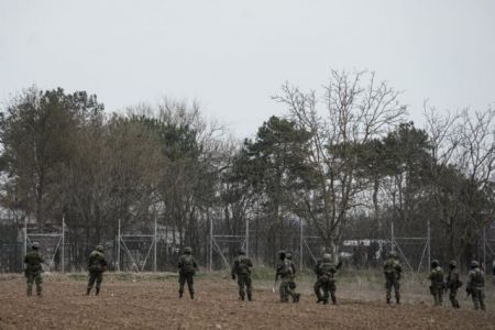 Παραστρατιωτικές τακτικές από τους Τούρκους στον Εβρο