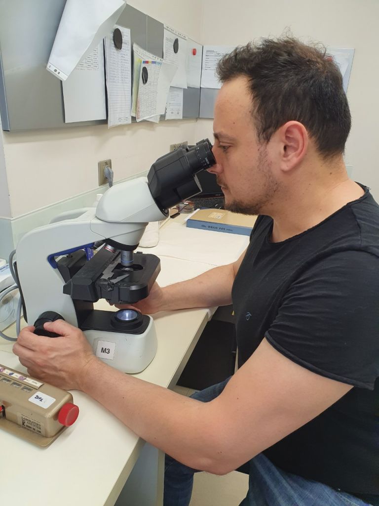 Μαγιορκίνης στο ΒΗΜΑ: Ελπιδοφόρα έρευνα του γονιδιώματος των βαρέως και ηπίως πασχόντων