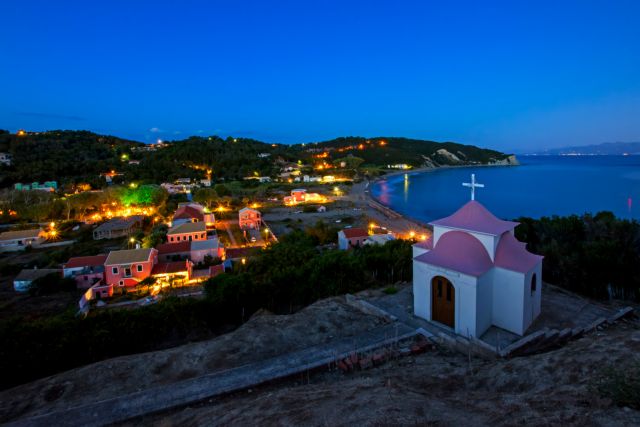 «Υμνοι» BILD στον ελληνικό τουρισμό – Τι προτείνει στους Γερμανούς