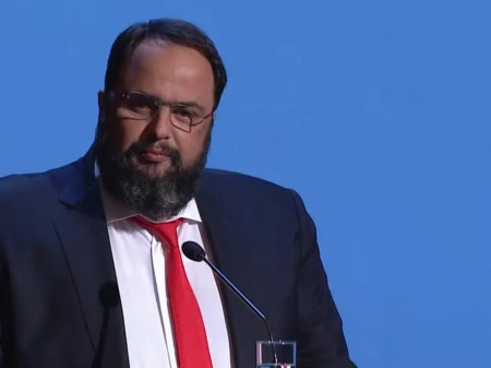 Στο προπονητικό κέντρο των Ερυθρόλευκων ο Βαγγέλης Μαρινάκης