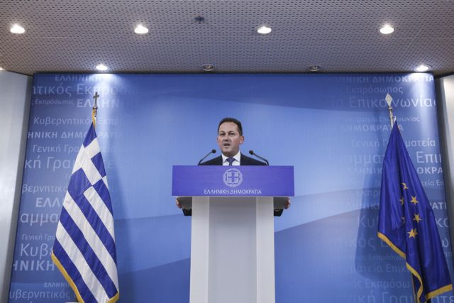 Πέτσας για «Μένουμε όρθιοι ΙΙ»: Ο ΣΥΡΙΖΑ επιμένει στο λεφτόδεντρο