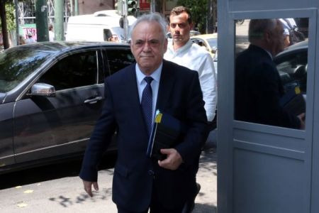 Δραγασάκης: Όχι δάνεια σε επιχειρήσεις χωρίς εξασφάλιση των θέσεων εργασίας