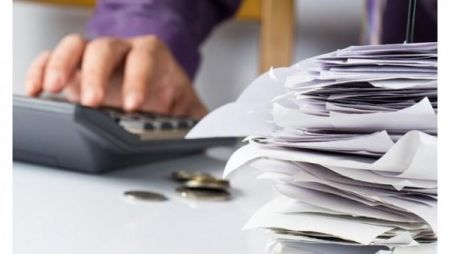 Φορολογικές δηλώσεις: Πως θα γλιτώσετε τον έξτρα φόρο