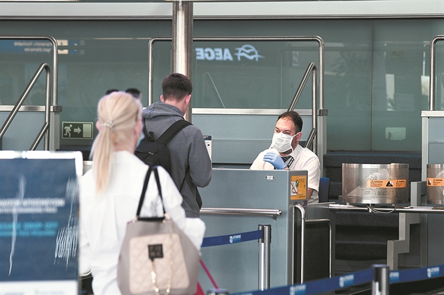 Με «πράσινο πιστοποιητικό» ανοίγει ο τουρισμός