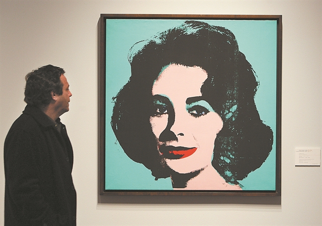 Οι κρυστάλλινες γόβες του Αντι…