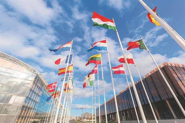 Η ελληνική οικονομία το 2020 - Πριν και μετά τον κορωνοϊό