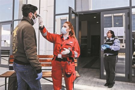 Ο δείκτης R0 οδηγός προς την κανονικότητα