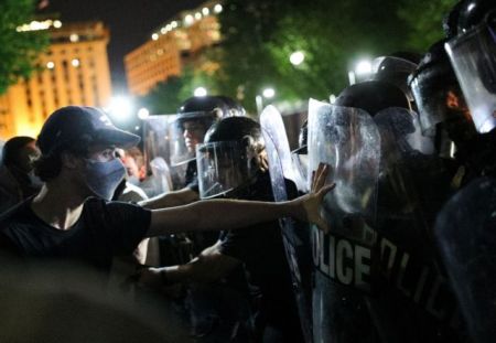 ΗΠΑ: Ο ΓΓ του ΟΗΕ ζητεί να διερευνηθούν τα κρούσματα αστυνομικής βίας