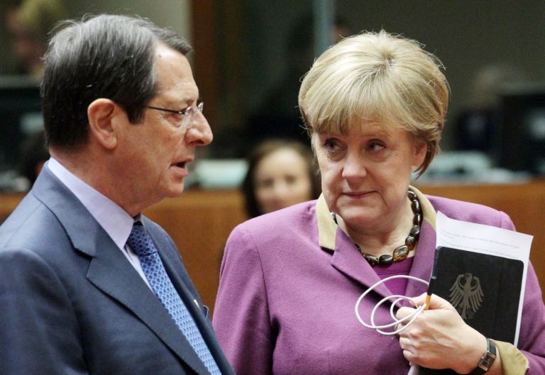 Τουρκικές γεωτρήσεις στην κυπριακή ΑΟΖ στη συνομιλία Αναστασιάδη – Μέρκελ