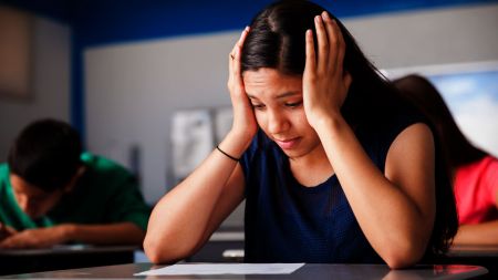 Πανελλαδικές 2020: Άγχος και κορωνοϊός επηρεάζουν τους μαθητές