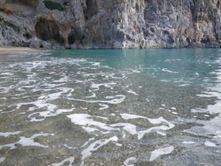 Τραγωδία στην Κρήτη: 23χρονος φοιτητής πνίγηκε στο Αγιοφάραγγο