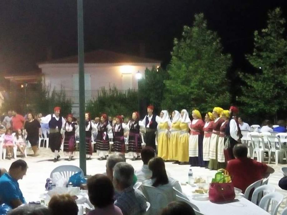 Παπαθανάσης:  θα χορέψουμε στα πανηγύρια αλλά με μέτρο και αποστάσεις