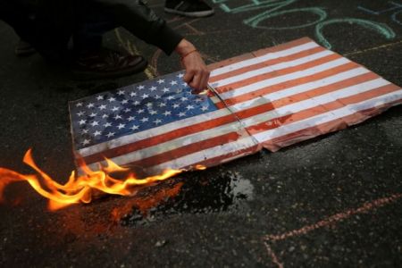 Γερμανία: «Στάση αναμονής» για την απόσυρση των αμερικανών στρατιωτών