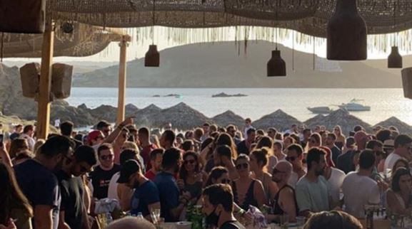 Βατόπουλος για κρούσματα: Φοβάμαι ότι δεν θα χρειαστούμε τουρίστες, τα καταφέρνουμε και μόνοι μας