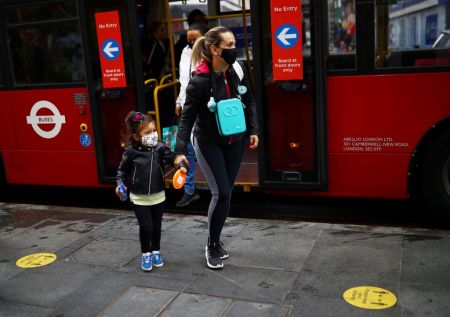 Βρετανία: Έως και 20.000 ζωές ενδέχεται να είχαν σωθεί αν το lockdown είχε επιβληθεί νωρίτερα