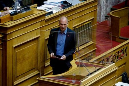 Βαρουφάκης: Μας ανησυχεί που ο Μητσοτάκης δεν απάντησε σε ερώτησή μας για τον κορωνοϊό