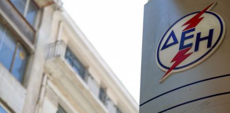 Το τρένο μπήκε στις ράγες