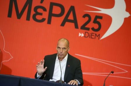 Βαρουφάκης vs ΕΕ, Μητσοτάκη, Τσίπρα για τη στάση τους στην κρίση της Λιβύης