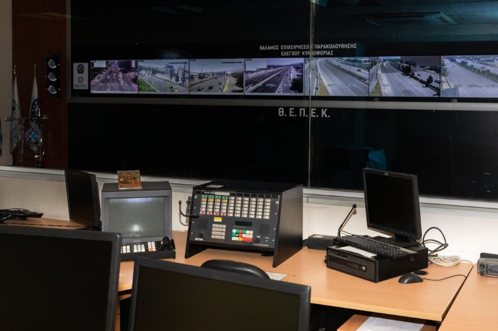 «Εξυπνοι σηματοδότες» θα καταγράφουν τους οδηγούς παραβάτες