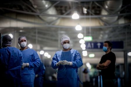 «Ελ. Βενιζέλος»: Έλεγχοι σε 7.804 επιβάτες, μόνο τέσσερις θετικοί