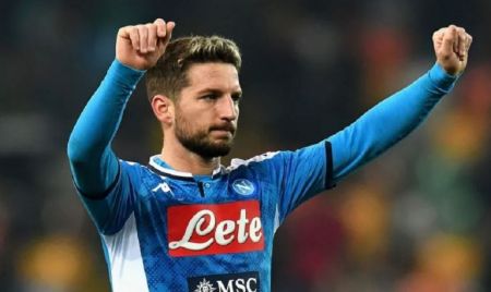 Στη Νάπολι μέχρι το 2022 ο Μέρτενς