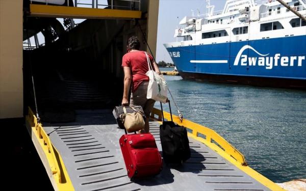 Κορωνοϊός: Ελεγχοι σε πλοία της ακτοπλοΐας για τα μέτρα προστασίας