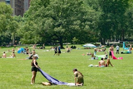ΗΠΑ: Η Νέα Υόρκη ανοίγει ξανά μετά από 100 ημέρες