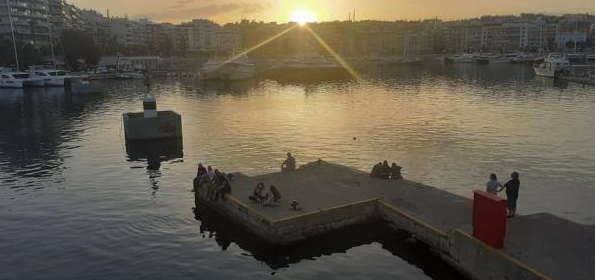 Πειραιάς: Μουσικός περίπατος με 21 λυρικούς καλλιτέχνες δίπλα στη θάλασσα –