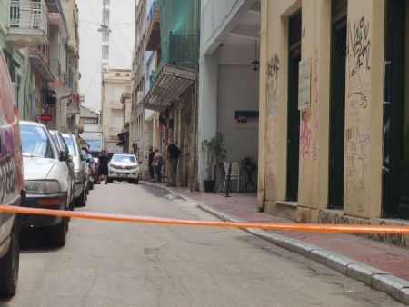 Αστυνομική επιχείρηση στο κέντρο της Αθήνας για παρεμπόριο και ναρκωτικά