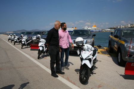 Δήμος Πειραιά: Παρέλαβε νέα οχήματα πολλαπλών χρήσεων και δίκυκλα